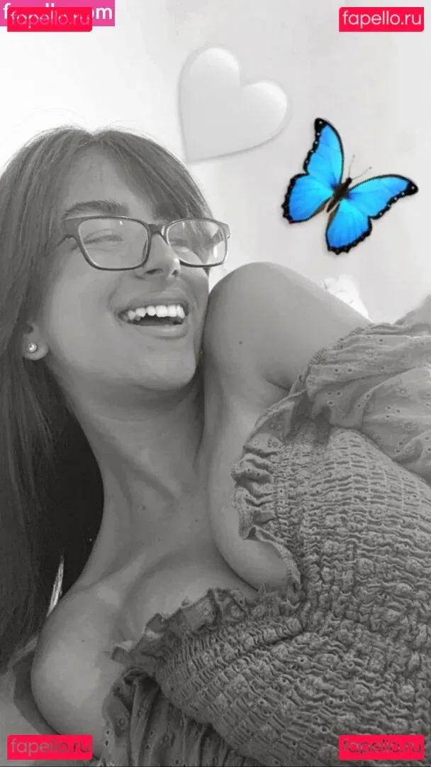 Romi Onlyfans Photo Gallery 