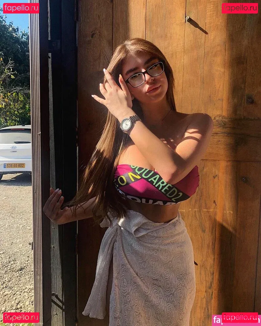 Romi Onlyfans Photo Gallery 