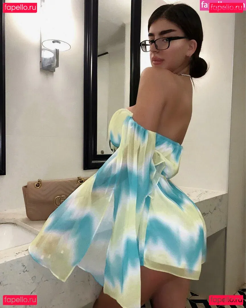Romi Onlyfans Photo Gallery 