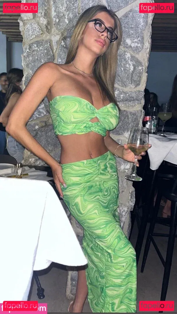 Romi Onlyfans Photo Gallery 