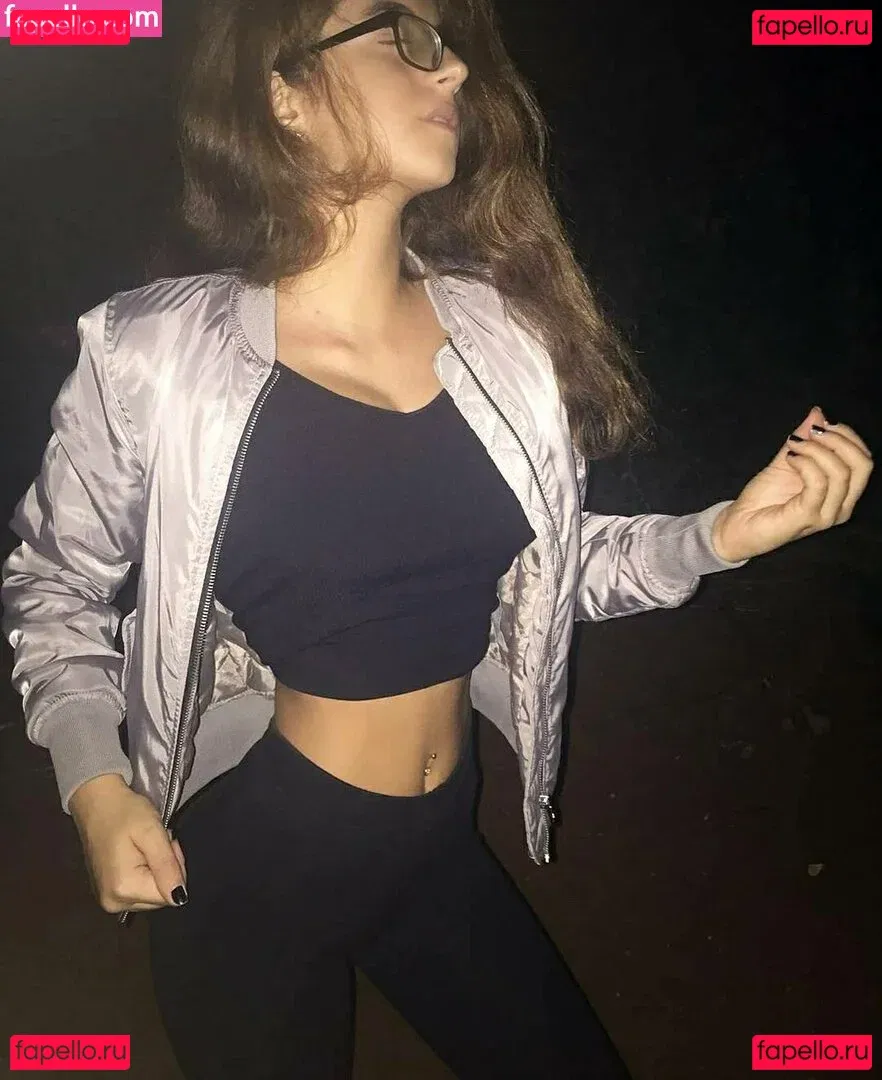 Romi Onlyfans Photo Gallery 