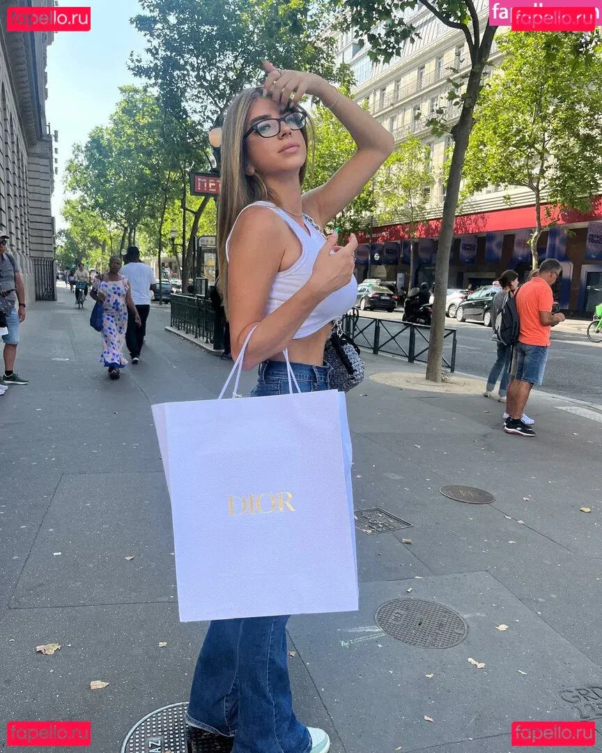 Romi Onlyfans Photo Gallery 