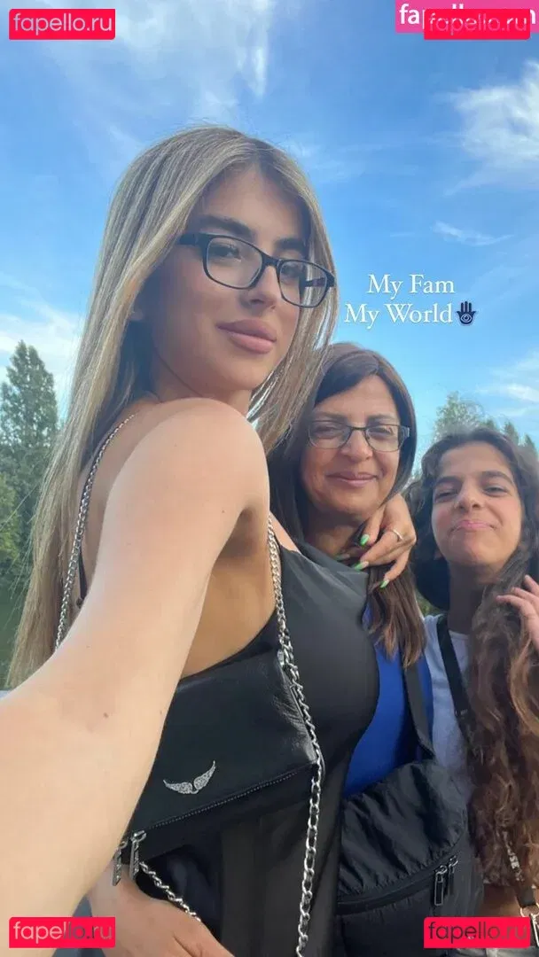 Romi Onlyfans Photo Gallery 