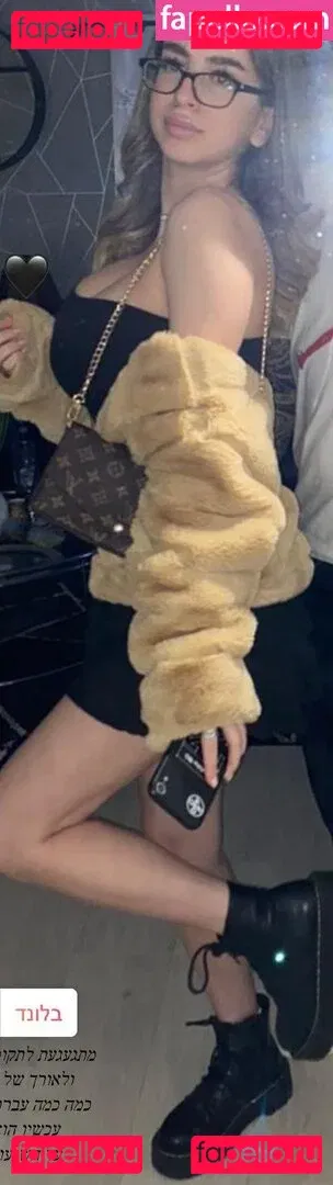 Romi Onlyfans Photo Gallery 