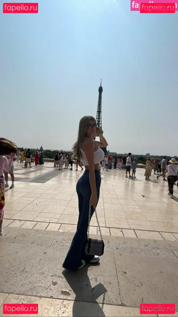 Romi Onlyfans Photo Gallery 