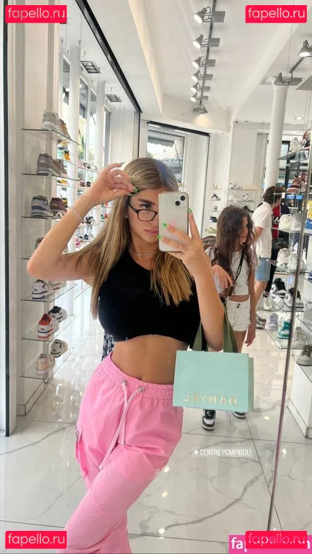 Romi Onlyfans Photo Gallery 