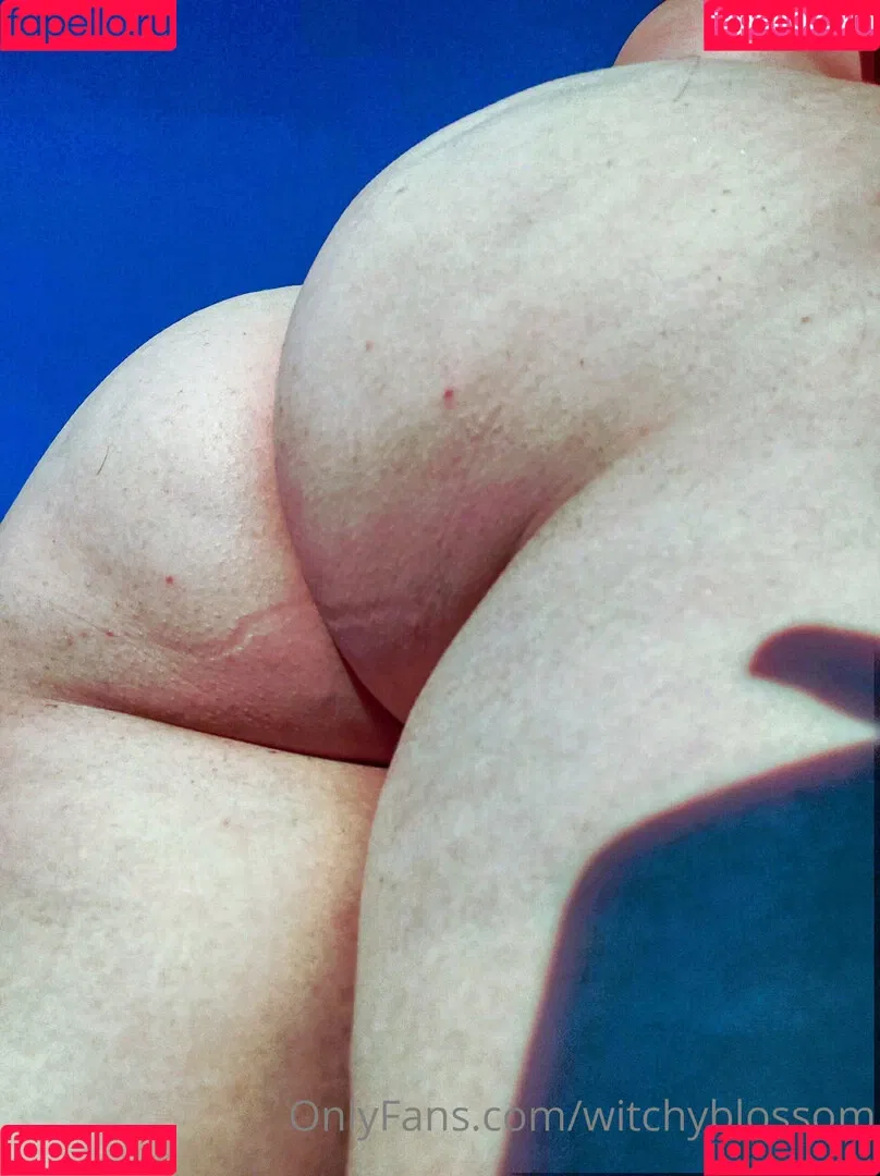 witchyblossom Onlyfans Photo Gallery 