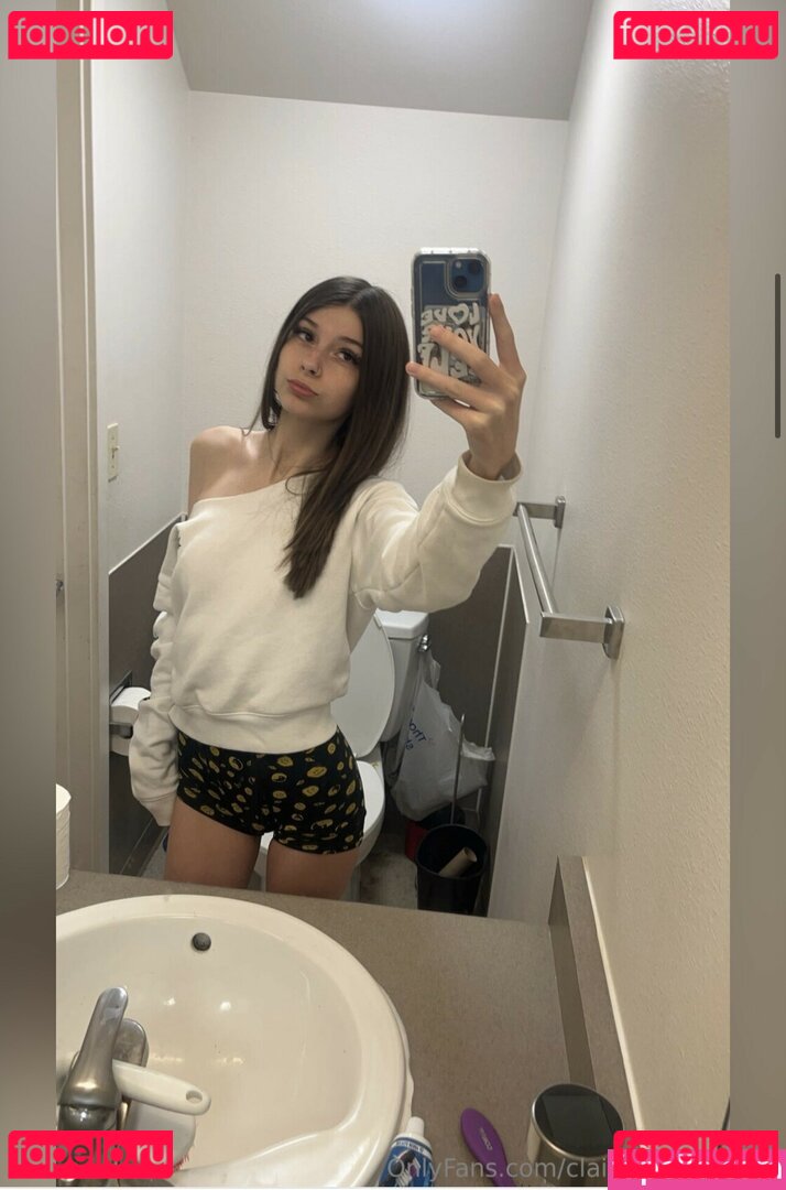 Clairewalkerr / clairewalkerr__ Onlyfans Photo Gallery 