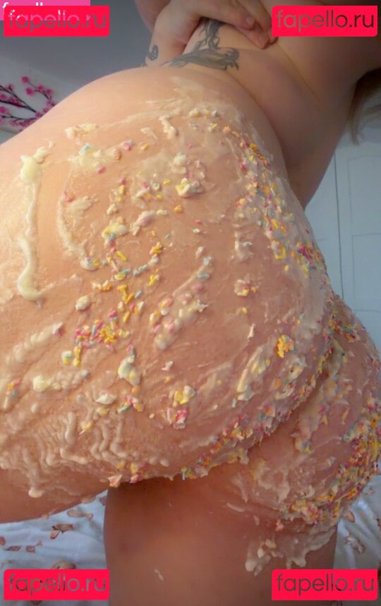 Charel / Chxrel / Sxren / itssxren Onlyfans Photo Gallery 