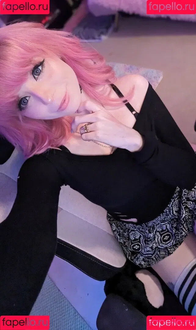 Goldengoddessxxx Onlyfans Photo Gallery 