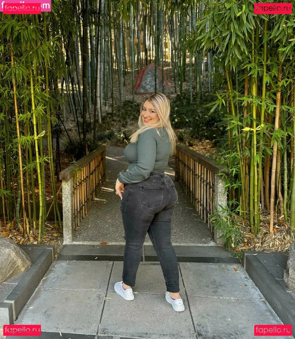 candii.kayn Onlyfans Photo Gallery 