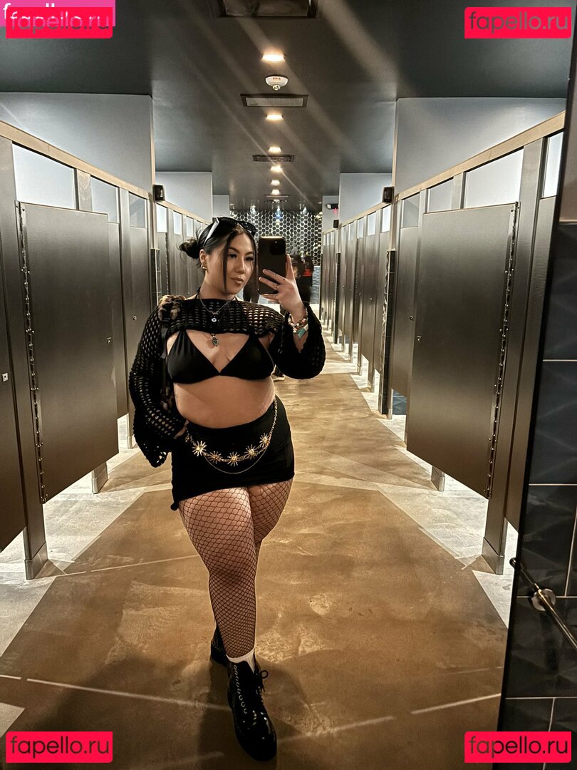 i_amtherealm_ed / missnalgonadtx Onlyfans Photo Gallery 