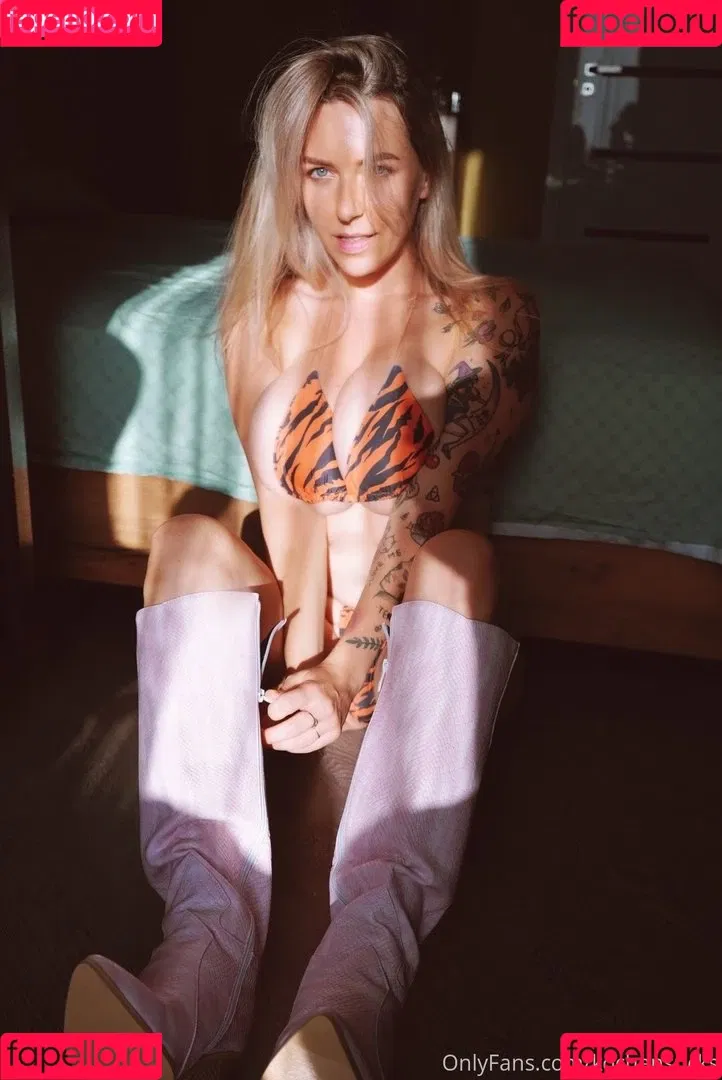 Kochanius Onlyfans Photo Gallery 