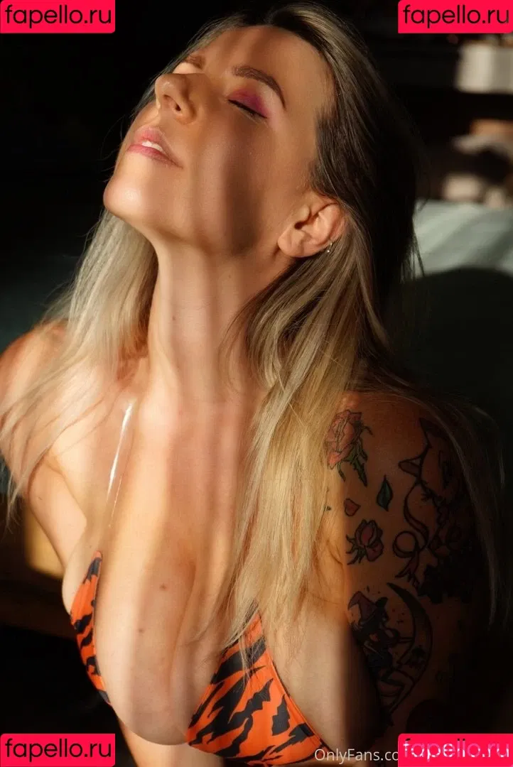 Kochanius Onlyfans Photo Gallery 