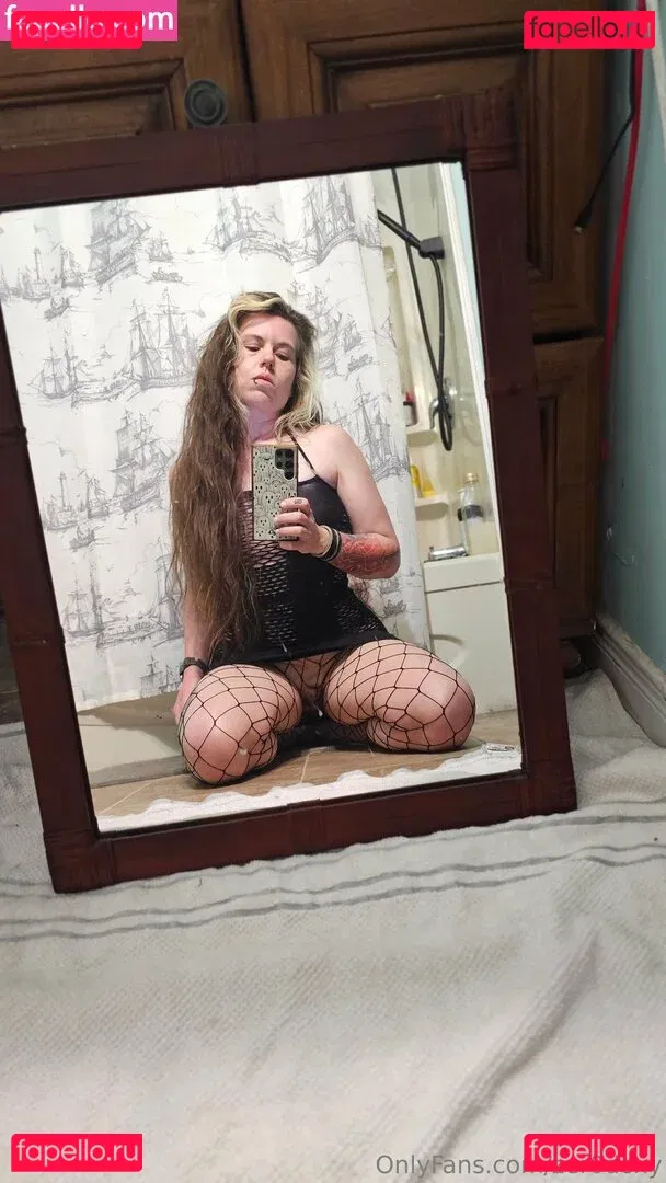 Zer0Doxy Onlyfans Photo Gallery 