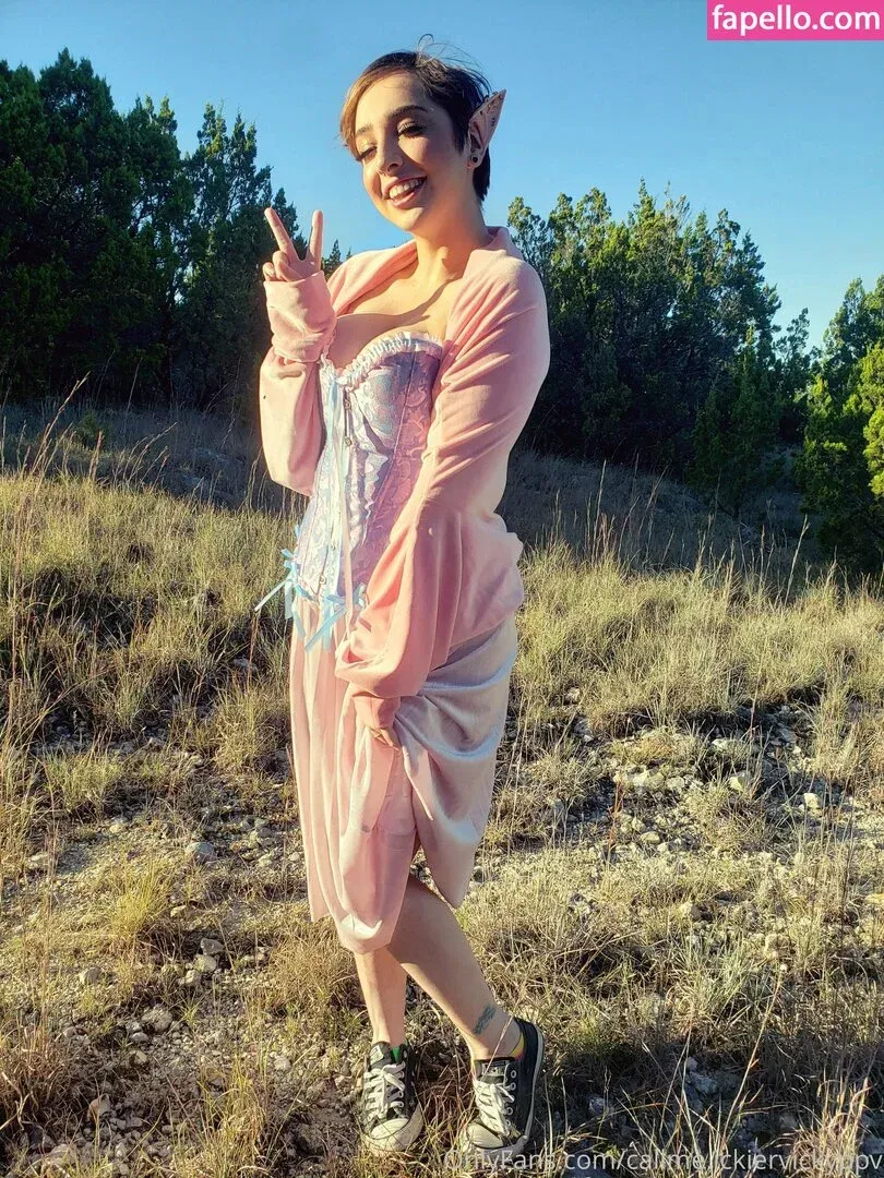 callme.ickiervickyfree Onlyfans Photo Gallery 