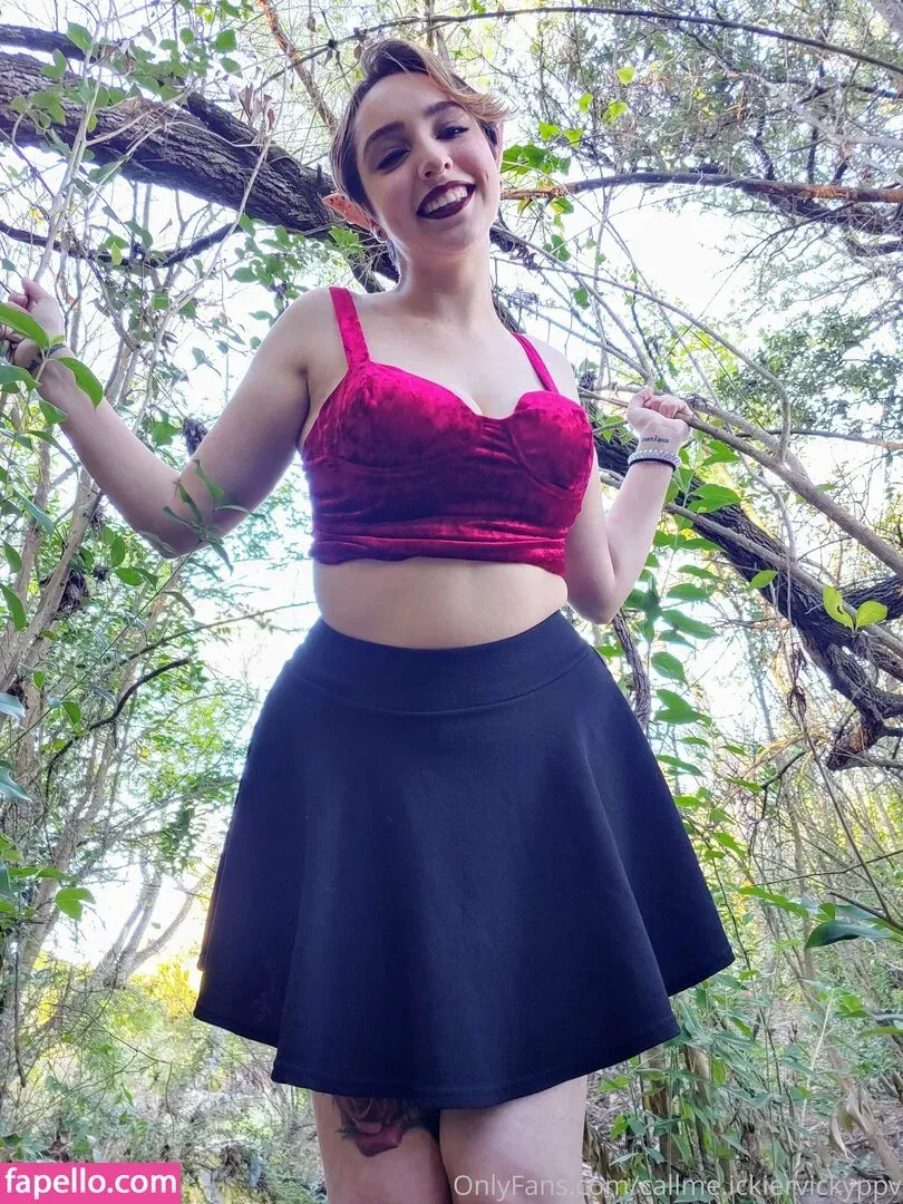 callme.ickiervickyfree Onlyfans Photo Gallery 
