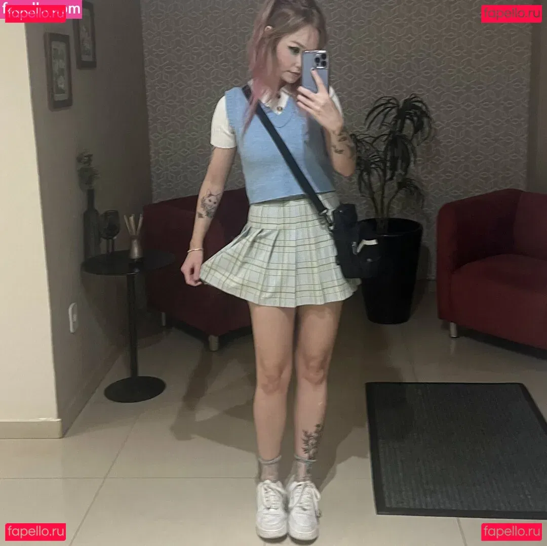 Flavia Sayuri Onlyfans Photo Gallery 