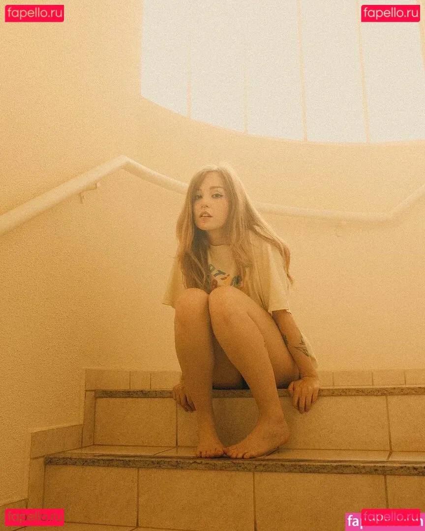 Flavia Sayuri Onlyfans Photo Gallery 