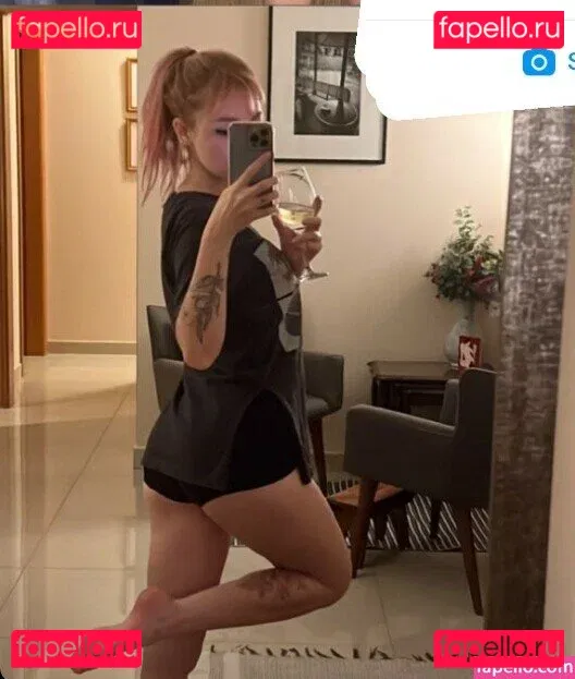 Flavia Sayuri Onlyfans Photo Gallery 