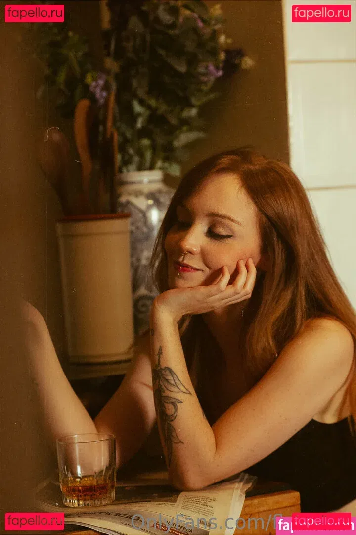 Flavia Sayuri Onlyfans Photo Gallery 