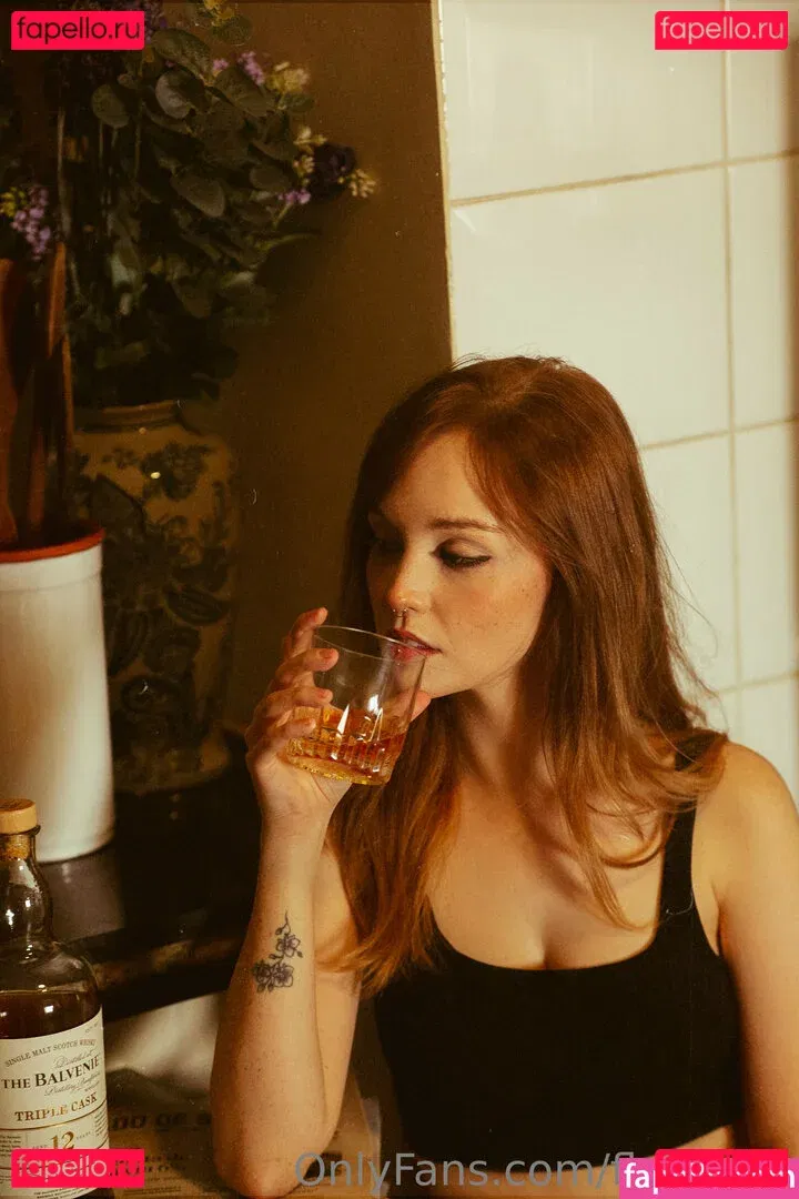 Flavia Sayuri Onlyfans Photo Gallery 