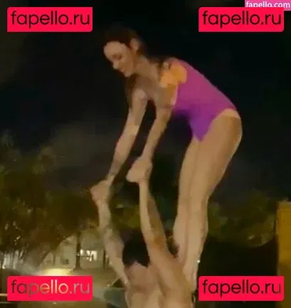 Flavia Sayuri Onlyfans Photo Gallery 