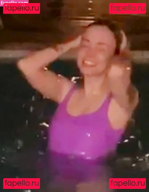 Flavia Sayuri Onlyfans Photo Gallery 