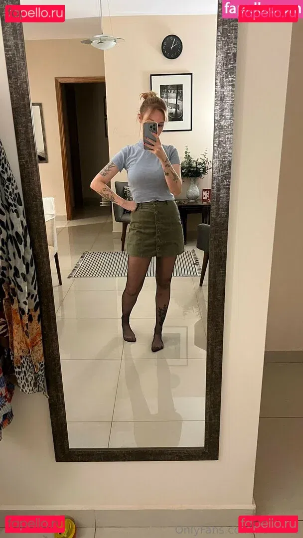 Flavia Sayuri Onlyfans Photo Gallery 