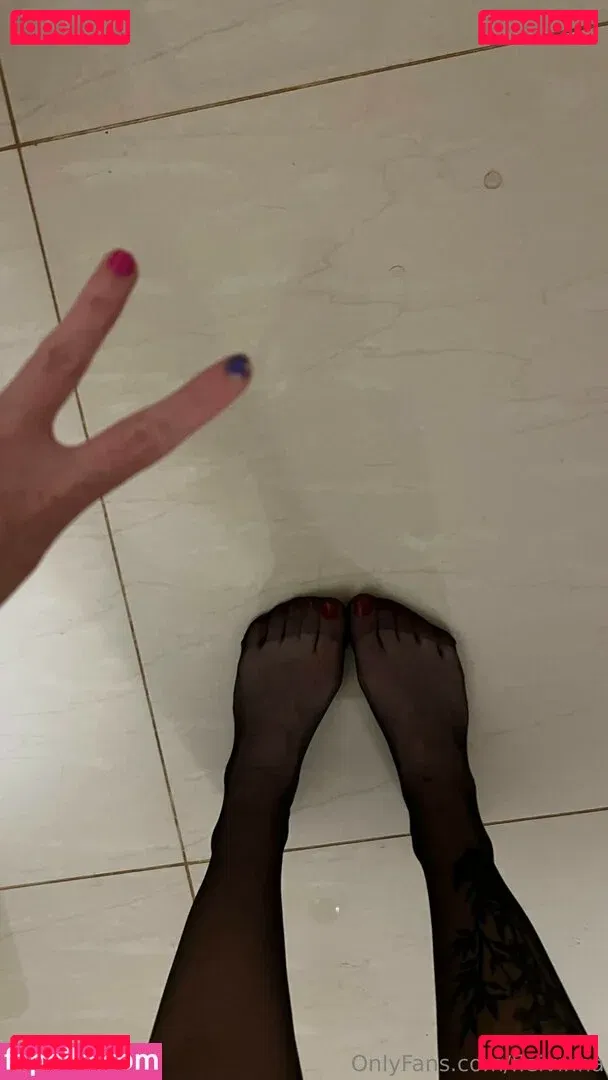 Flavia Sayuri Onlyfans Photo Gallery 