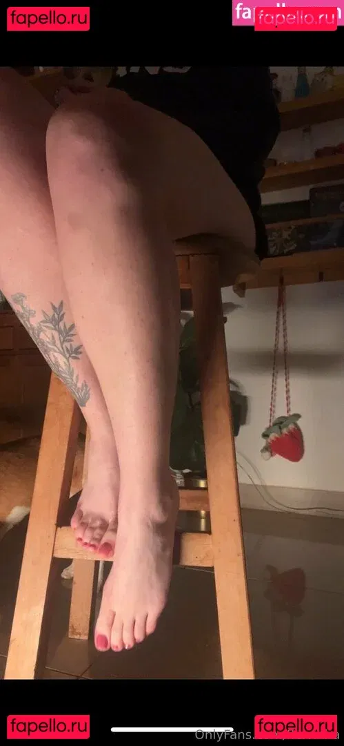 Flavia Sayuri Onlyfans Photo Gallery 