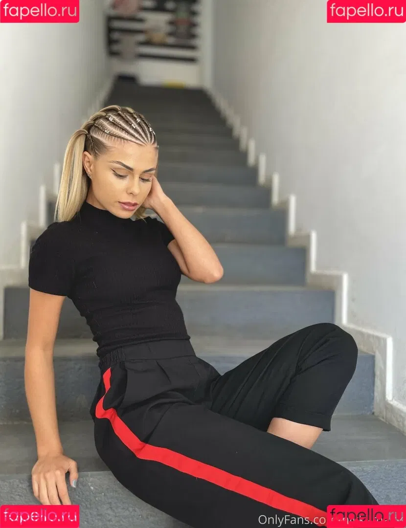 nikki-magic Onlyfans Photo Gallery 