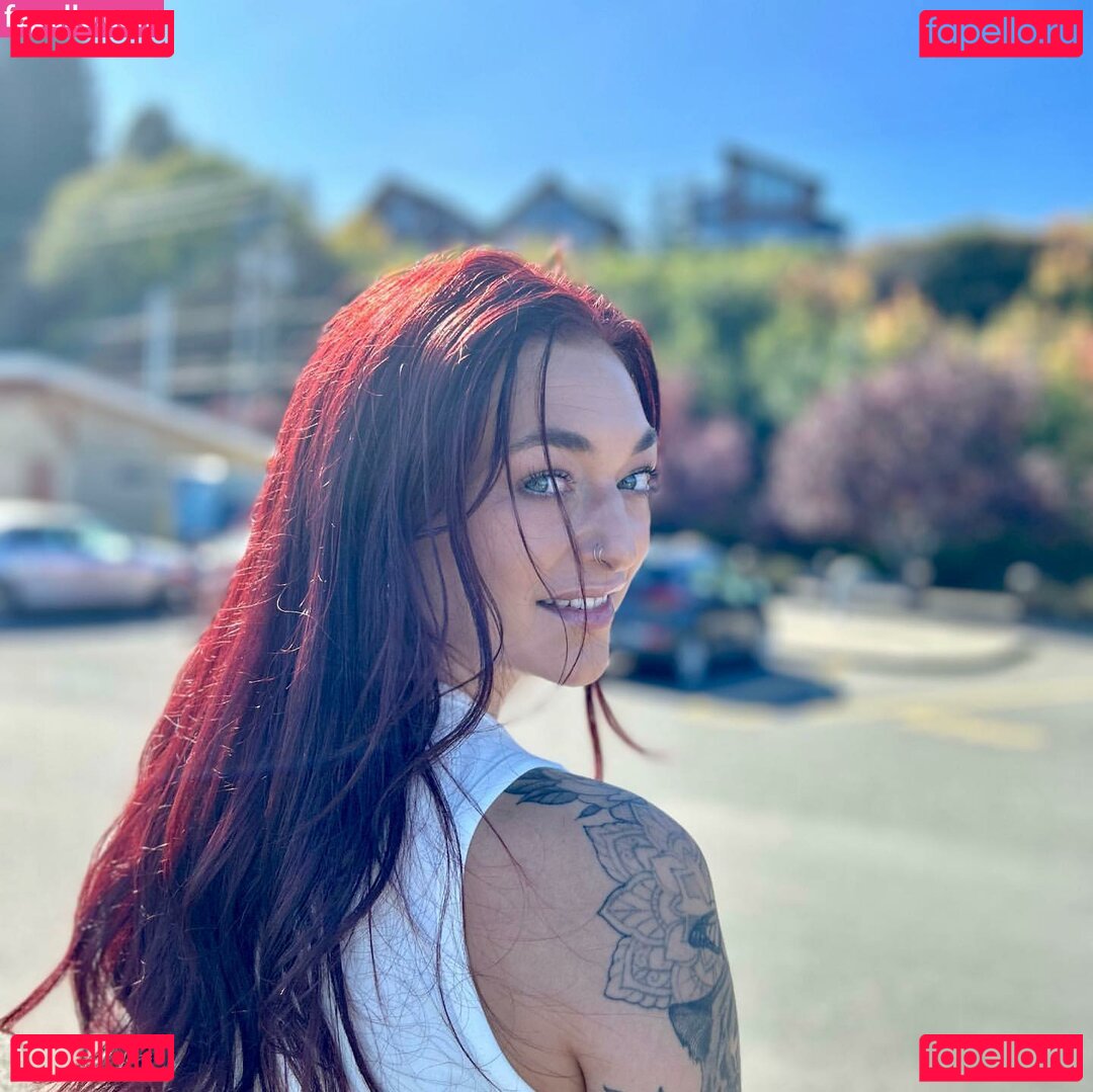 Sara Jade / onlysarajade Onlyfans Photo Gallery 