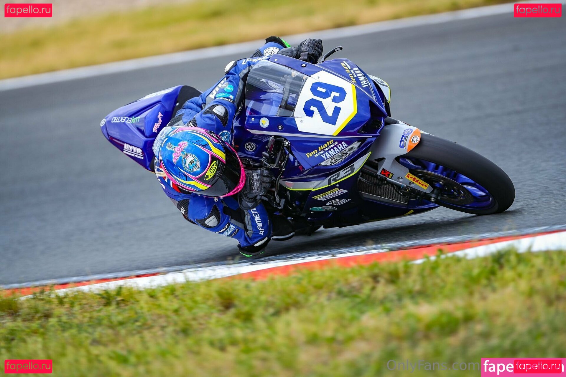 miarusthen Onlyfans Photo Gallery 