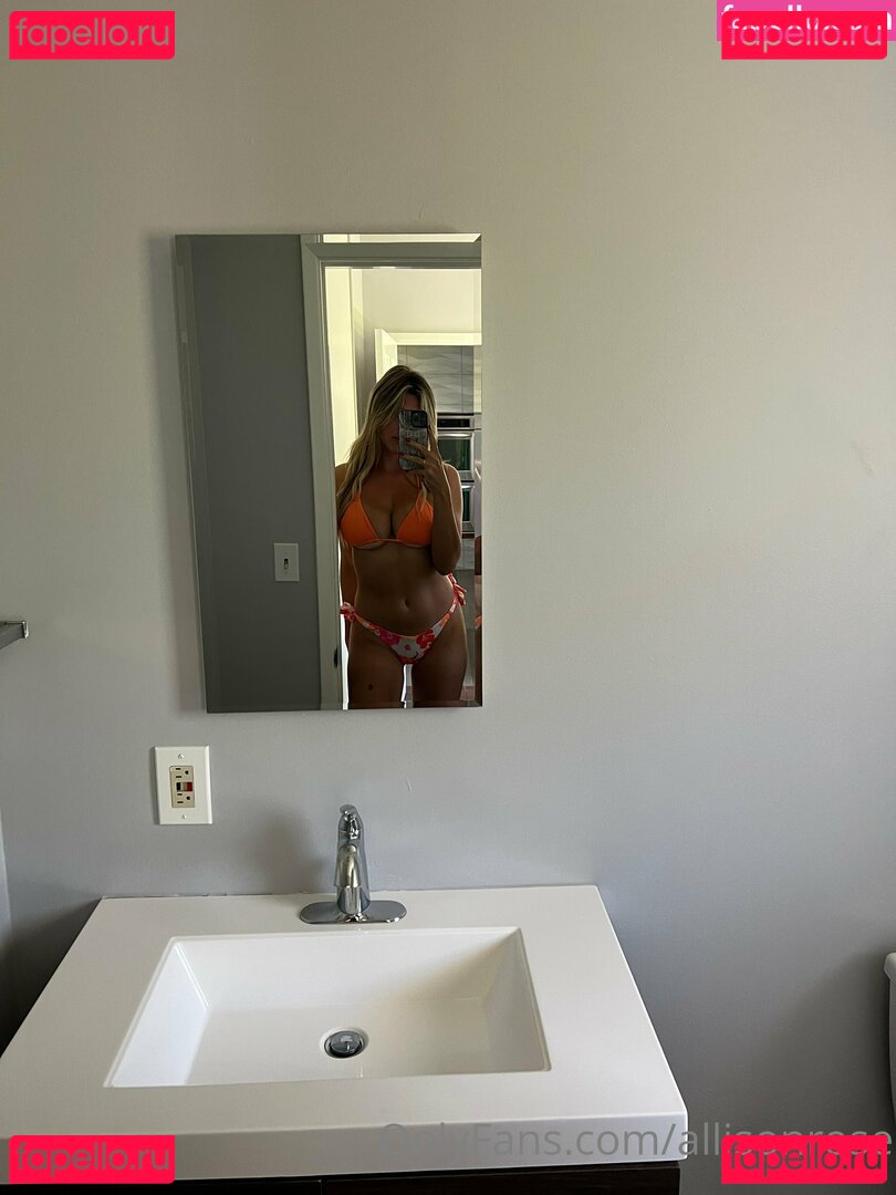 allisoncalvs / allisonrose Onlyfans Photo Gallery 