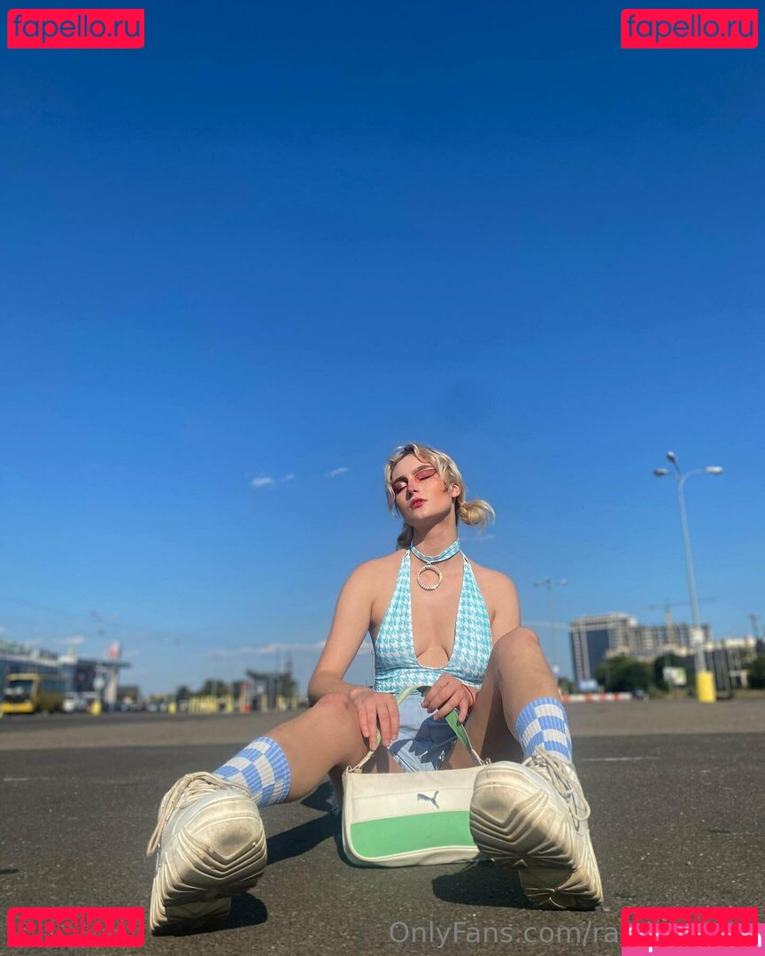 rainbowelsa / rainbowlelas Onlyfans Photo Gallery 