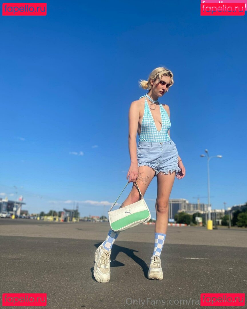 rainbowelsa / rainbowlelas Onlyfans Photo Gallery 