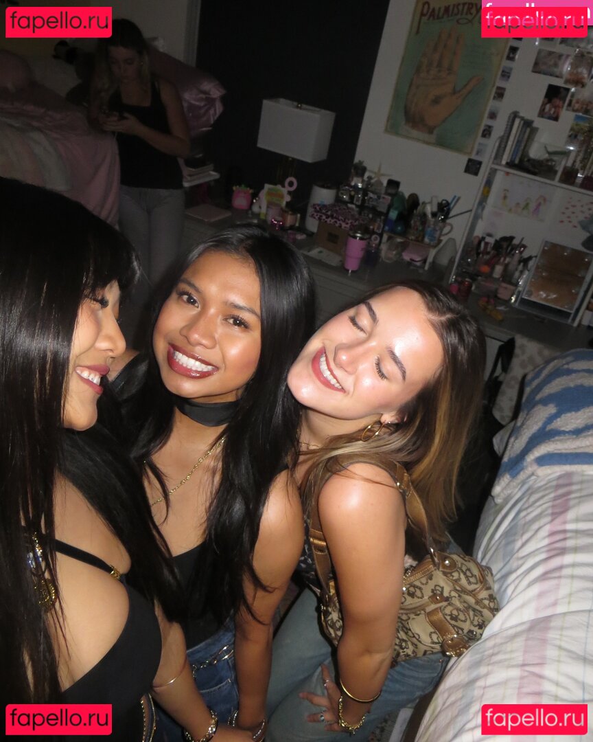 cathylachoi / kathyjchoi Onlyfans Photo Gallery 