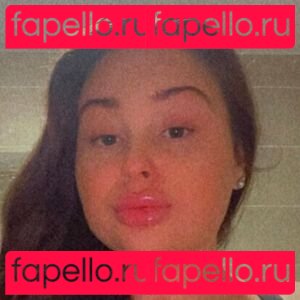 ceceyoungx / cecyyoung Onlyfans Photo Gallery 