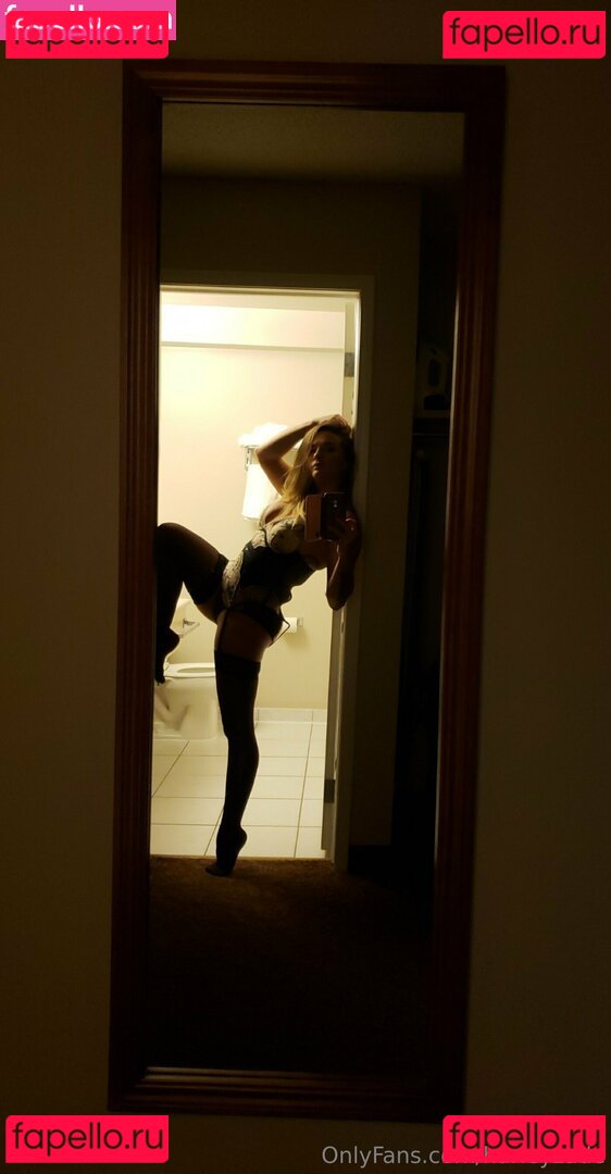 harley_akcstud / harleyzade Onlyfans Photo Gallery 