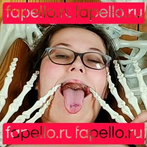 hazelbaesilpvp / hazelbazel Onlyfans Photo Gallery 