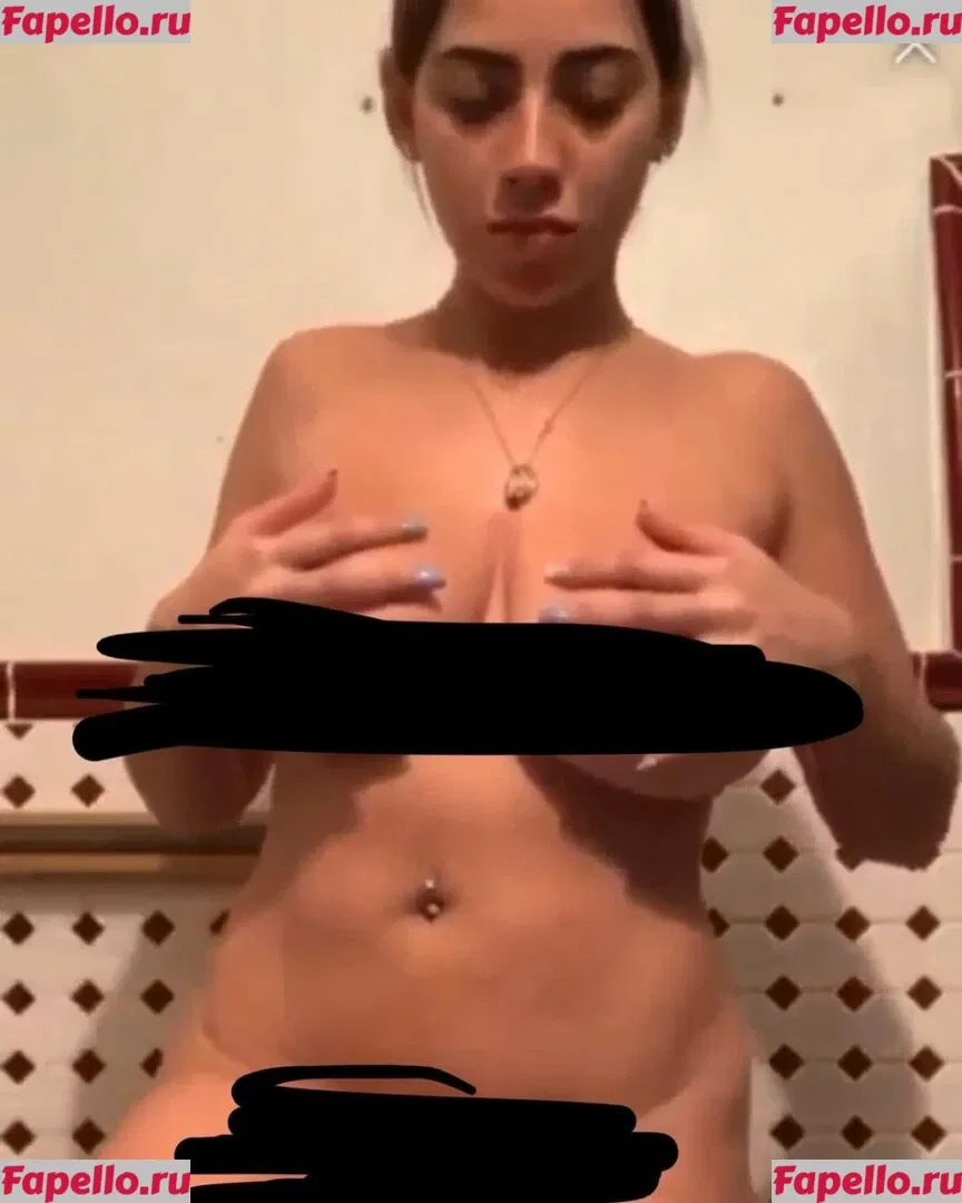 alyssa Onlyfans Photo Gallery 