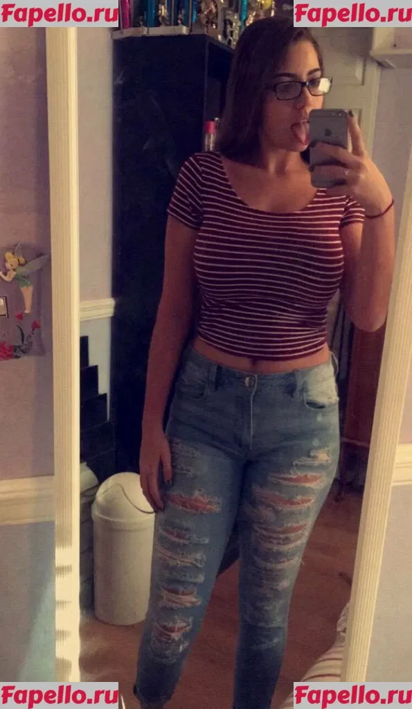 alyssa Onlyfans Photo Gallery 