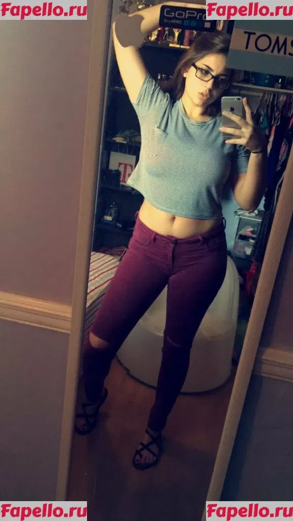 alyssa Onlyfans Photo Gallery 