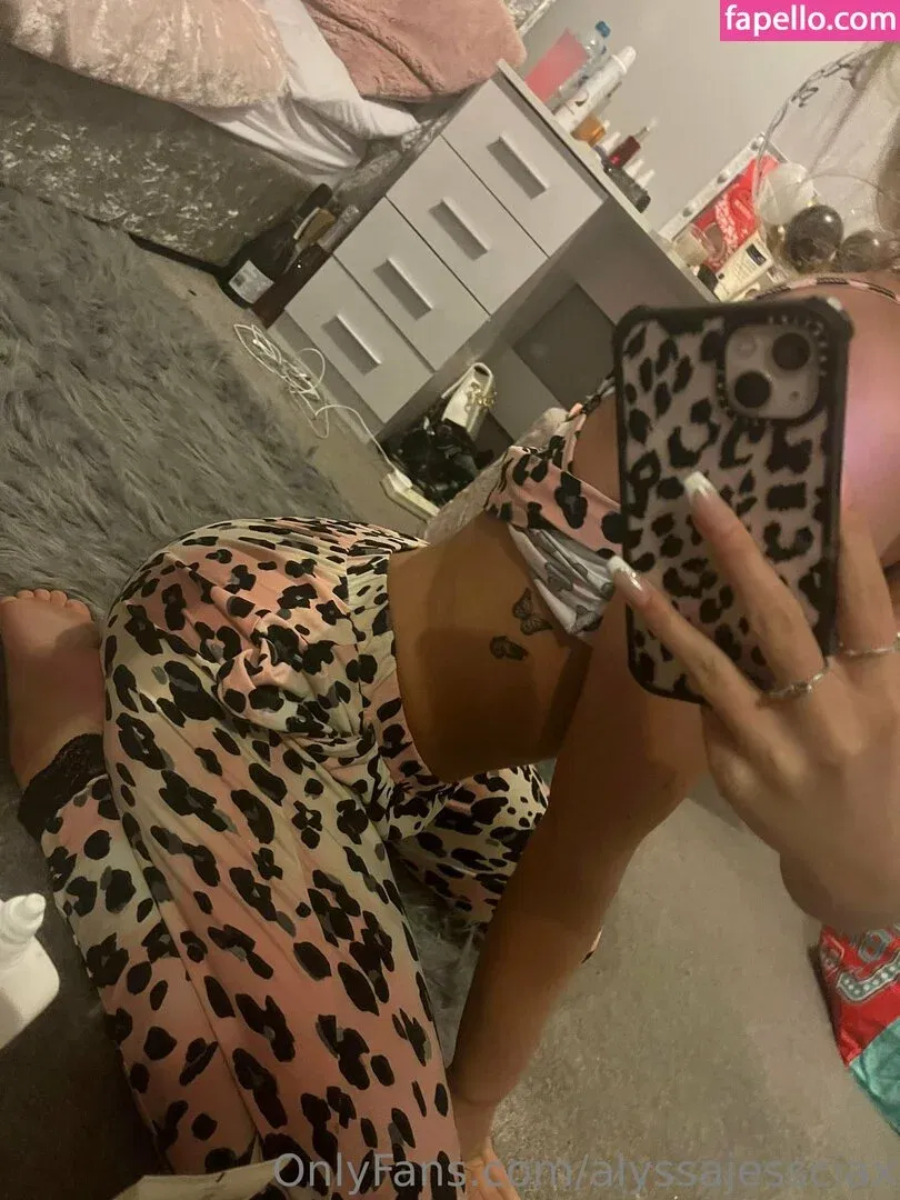 alyssa Onlyfans Photo Gallery 