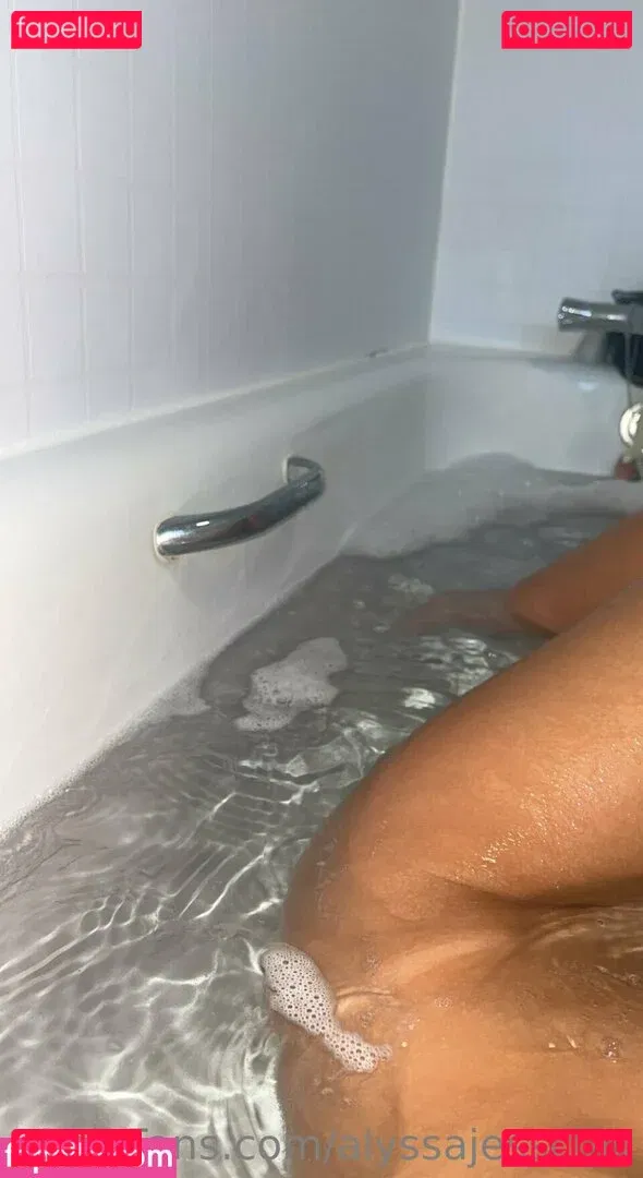 alyssa Onlyfans Photo Gallery 