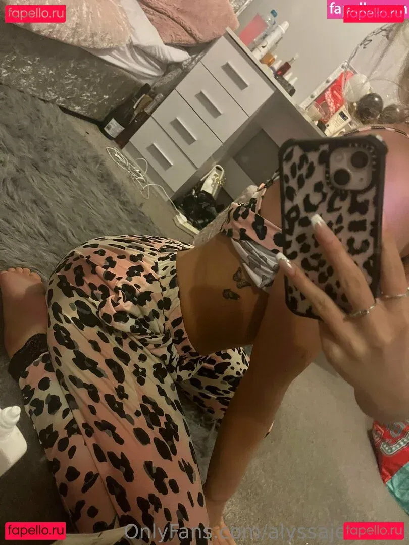 alyssa Onlyfans Photo Gallery 