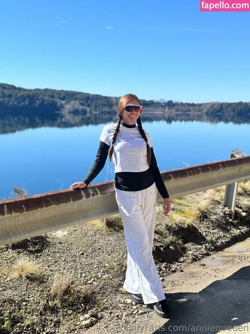 anniequeeen Onlyfans Photo Gallery 