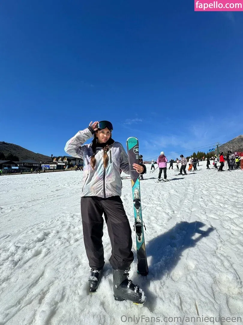 anniequeeen Onlyfans Photo Gallery 