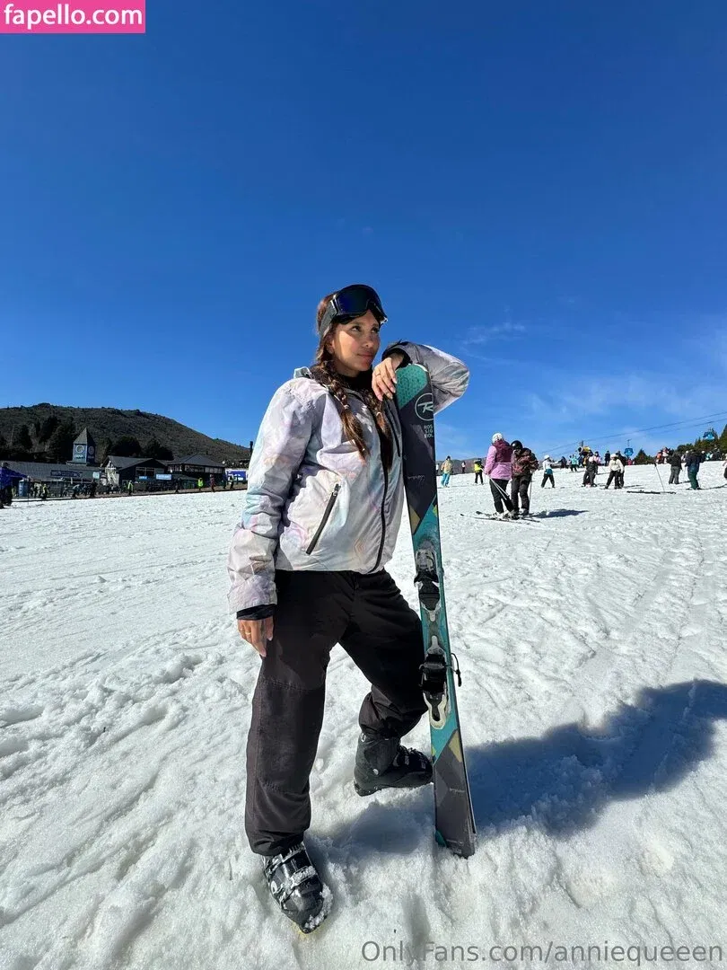 anniequeeen Onlyfans Photo Gallery 